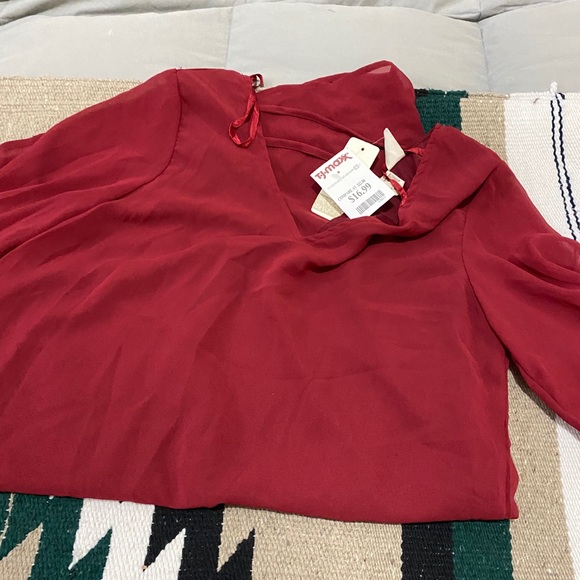 Flowy Red/Burgundy Dress - Picture 4 of 4